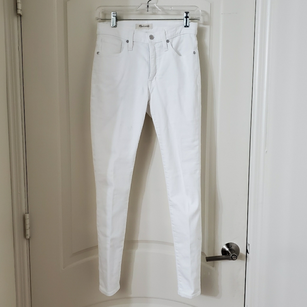 White denim jeans